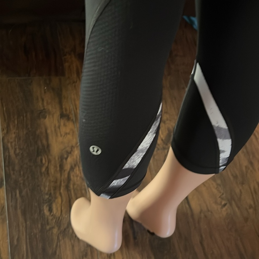 Lululemon Athleta 🤩 - Picture 5 of 6